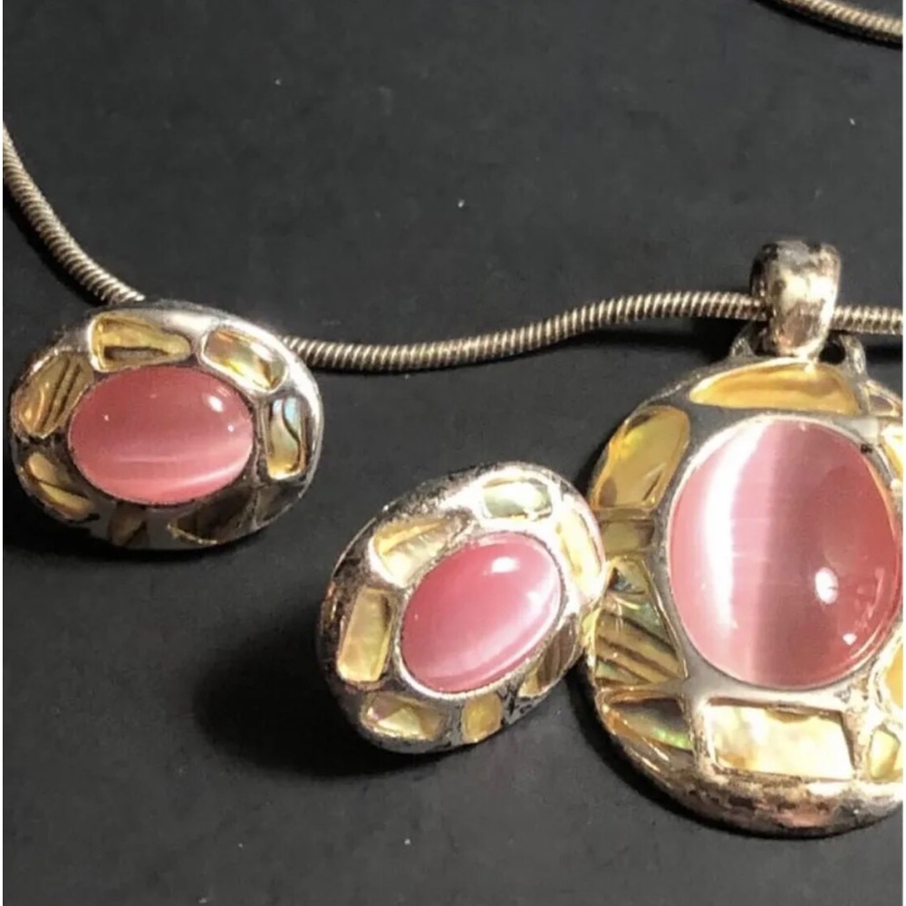 Worthington Pink Tiger’s Eye Pendant & Matching Earrings Silver Tone